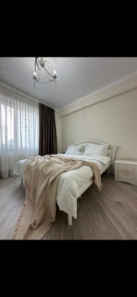 ApartDirect Botanica 2